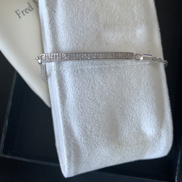Fred Meyer white gold Diamond bracelet - Picture 2 of 5